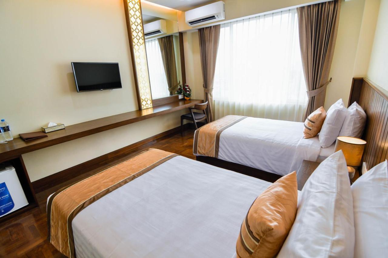 Hotel New Wave Мандалай Экстерьер фото